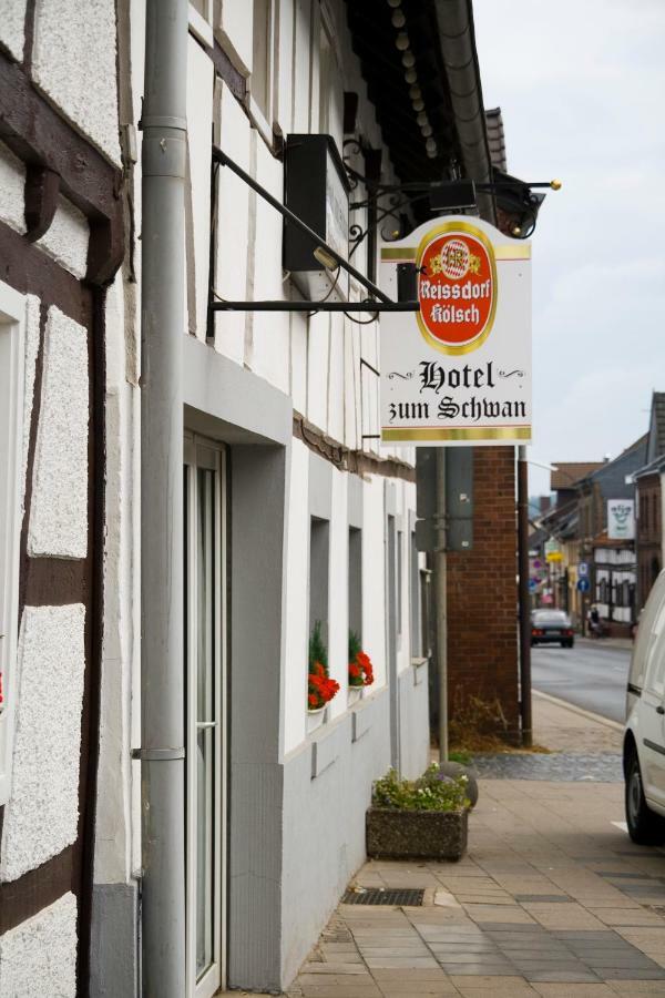 Hotel Zum Schwan Weilerswist Extérieur photo